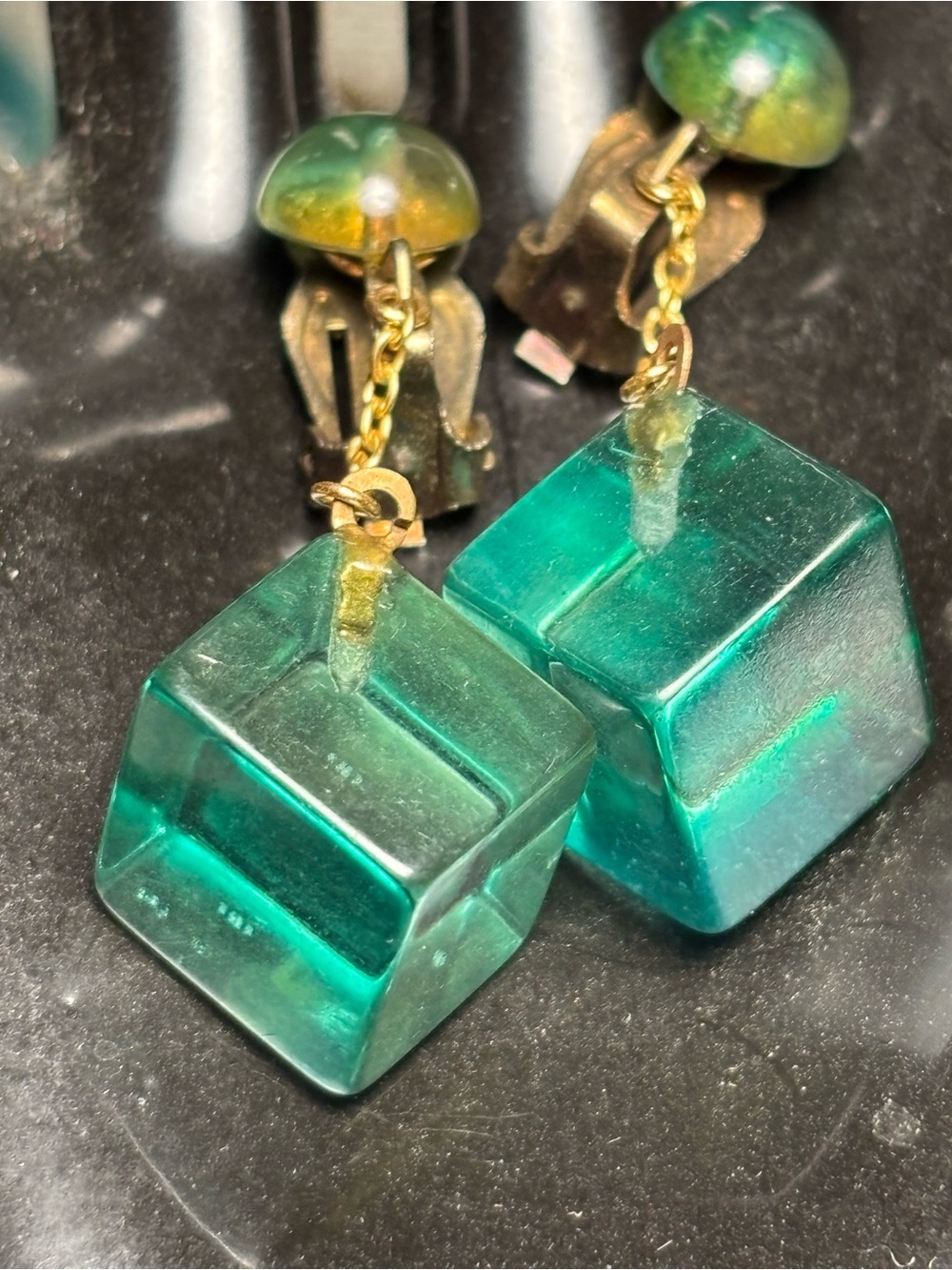 Green Cube Dangle Clip-On Earrings - Unbranded